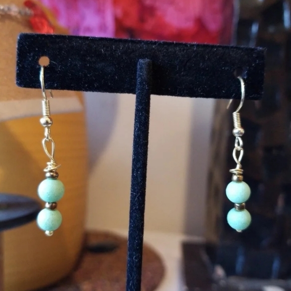 Swarovskis Jewelry Set Owlheart Inc repurposed vintage beads - Picture 5 of 12